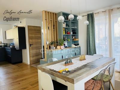 Maison - 197 m² - 7 pièces