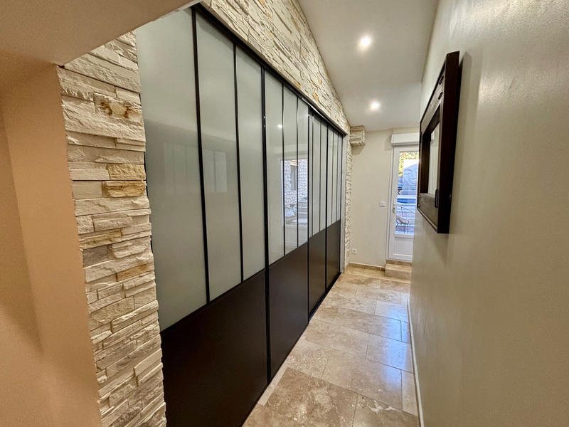 Villa - 210 m² - 6 pièces