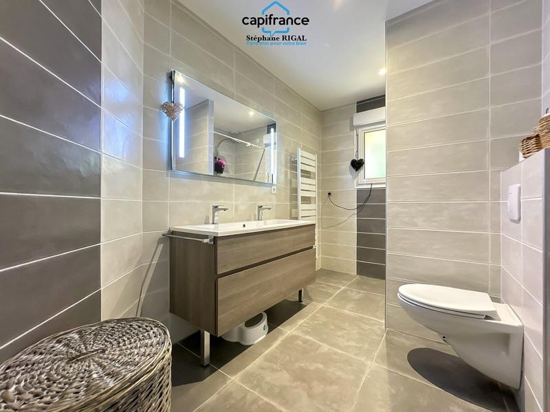 Propriété - 160 m² - 6 pièces