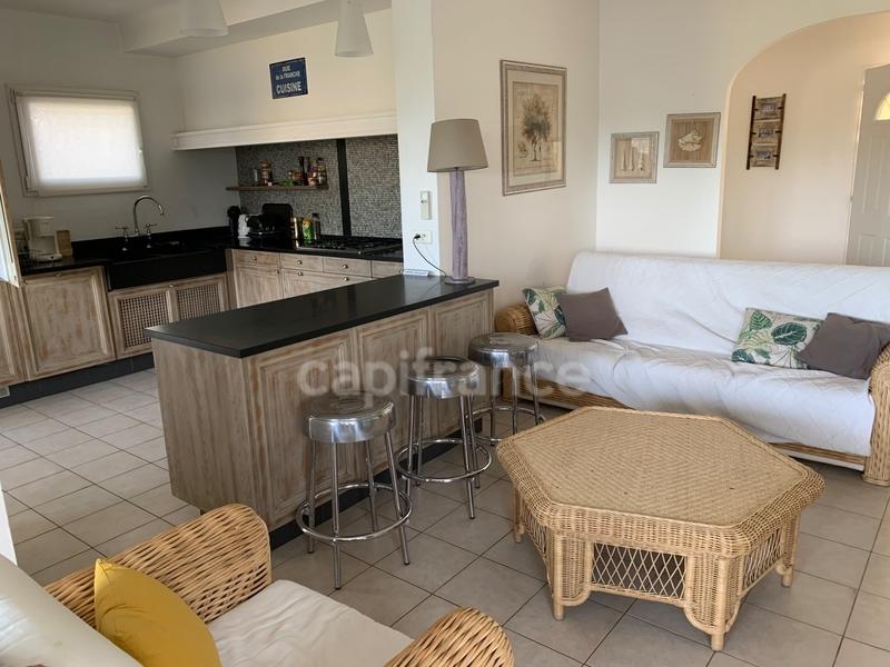 Mas - 374 m² - 15 pièces