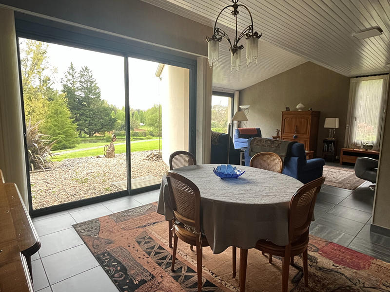 Maison - 138 m² - 5 pièces