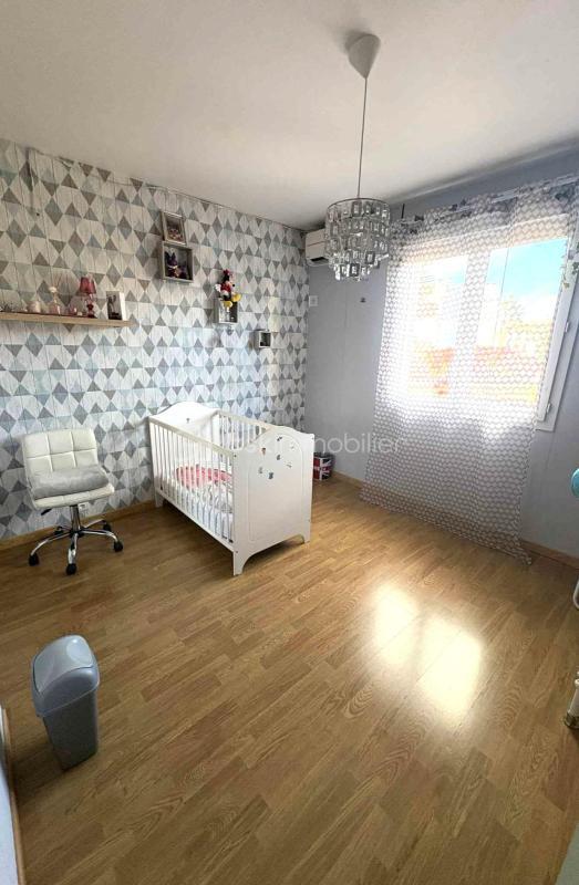 Pavillon - 150 m² - 6 pièces