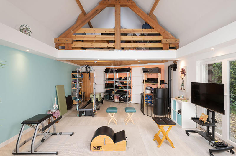 Maison - 170 m² - 9 pièces