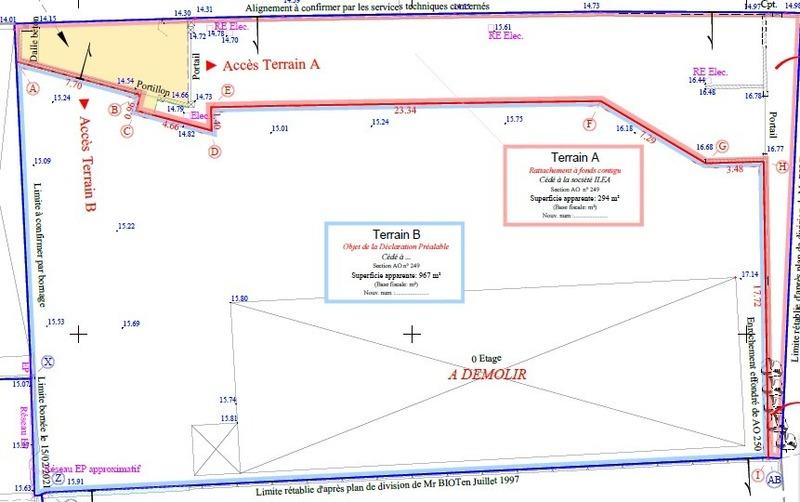 Terrain constructible - 967 m²