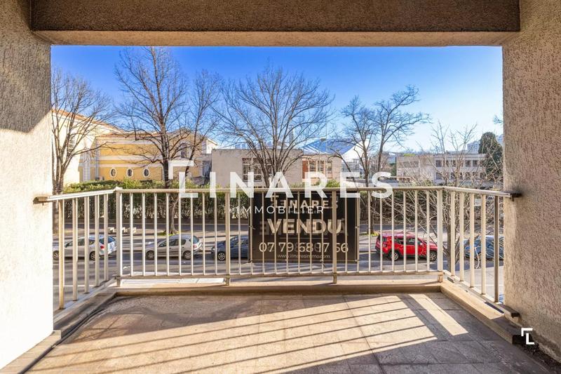 Appartement - 83 m² - 4 pièces