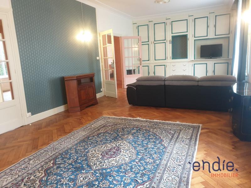 Appartement ancien - 134 m² - 6 pièces