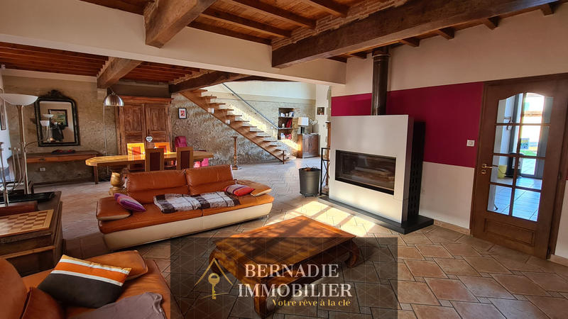 Maison de village - 180 m² - 6 pièces