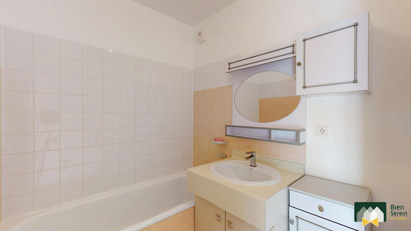 Appartement - 84 m² - 3 pièces