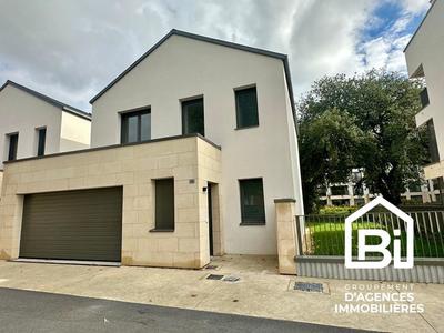 Maison - 106 m² - 5 pièces