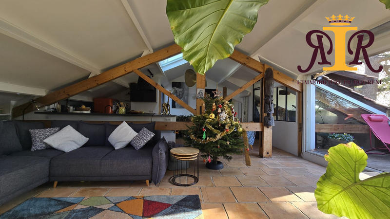 Appartement - 80 m² - 4 pièces