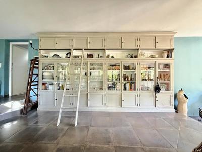 Villa - 200 m² - 8 pièces