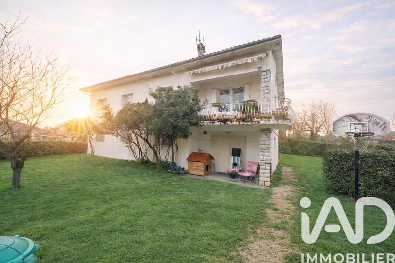 Maison de village - 129 m² - 6 pièces