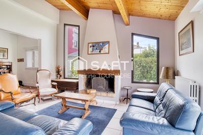 Maison - 140 m² - 8 pièces