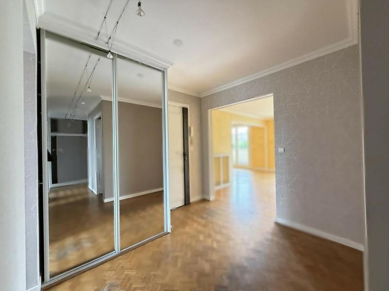 Appartement - 89 m² - 4 pièces
