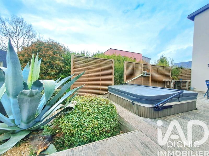 Maison - 203 m² - 2 pièces