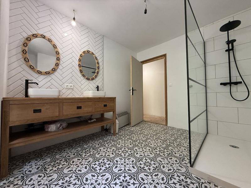 Maison - 483 m² - 14 pièces