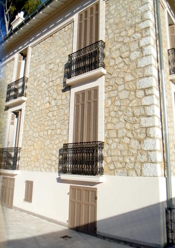 Villa - 260 m² - 7 pièces