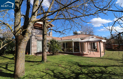 Villa - 151 m² - 6 pièces