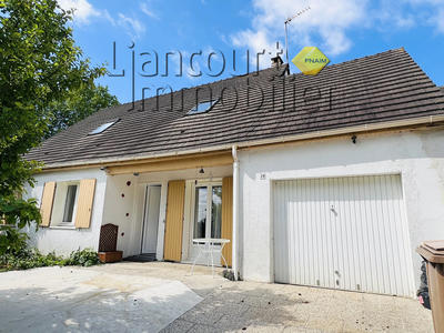 Maison - 110 m² - 6 pièces