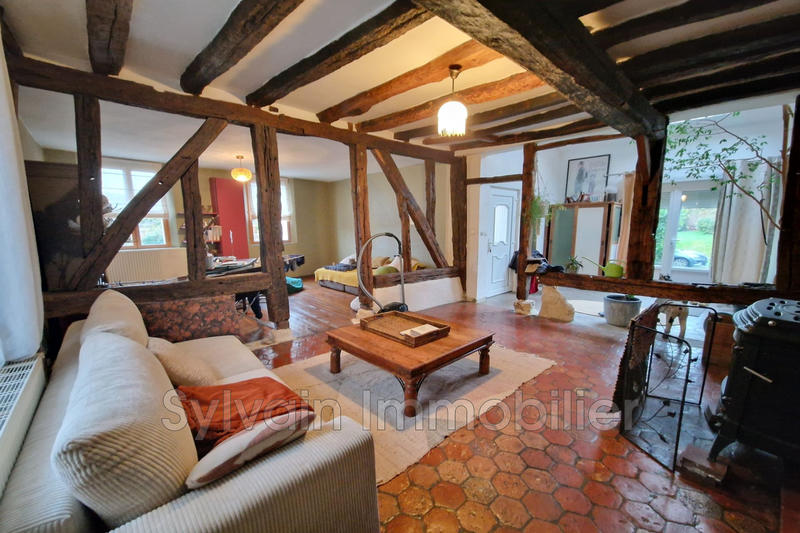 Maison - 243 m² - 10 pièces