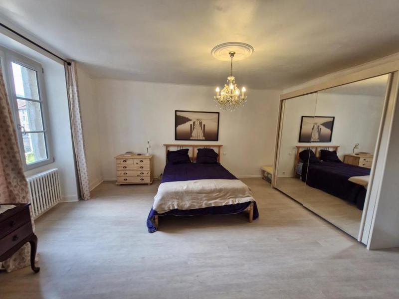 Moulin - 300 m² - 10 pièces