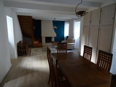 Maison - 96 m² - 6 pièces
