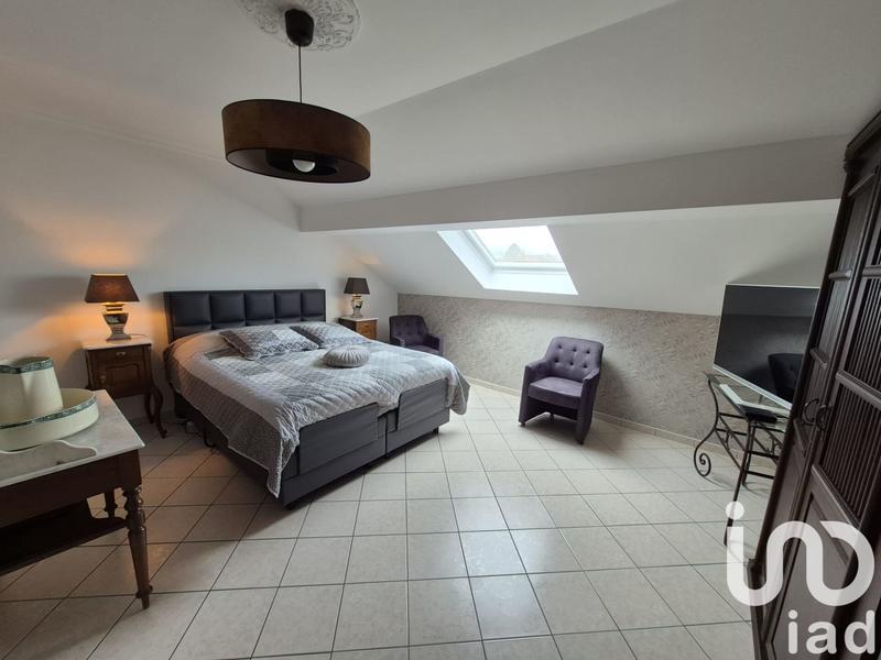 Appartement - 168 m² - 7 pièces