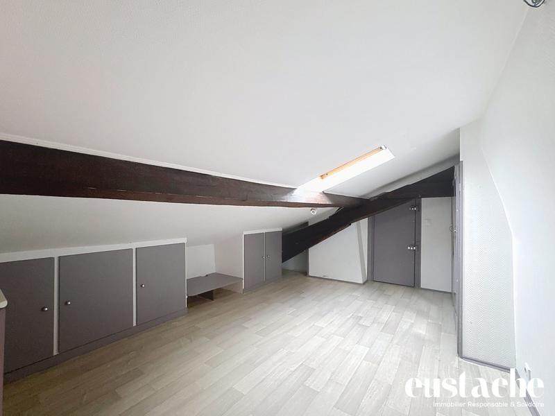 Appartement - 65 m² - 4 pièces