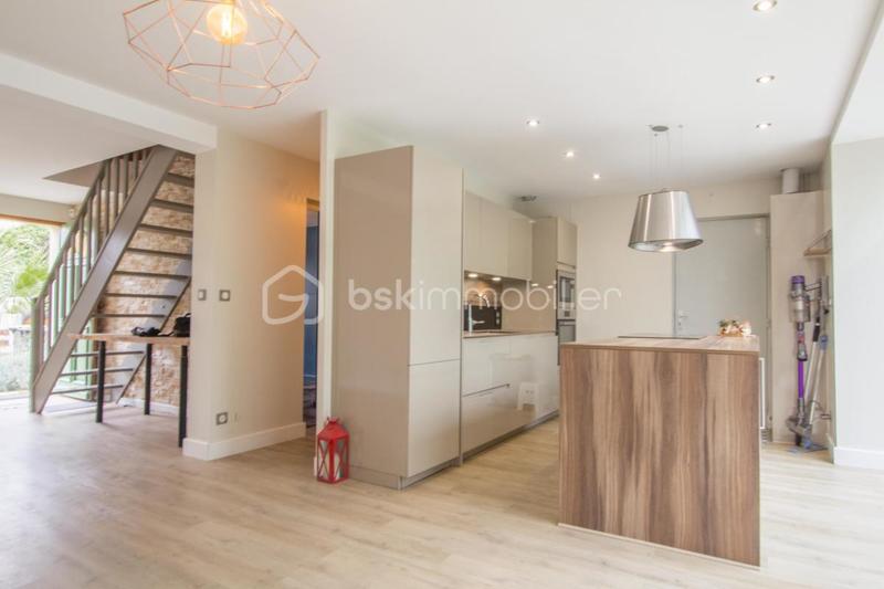 Maison - 124 m² - 6 pièces