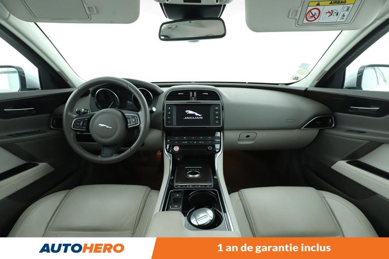 Jaguar Xe 2.0d E-Performance Prestige 163 ch