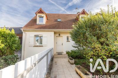 Maison - 154 m² - 8 pièces