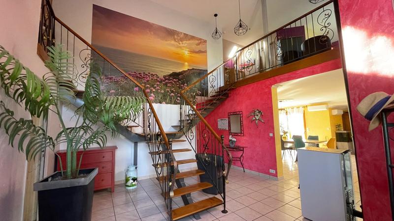 Maison - 195 m² - 8 pièces