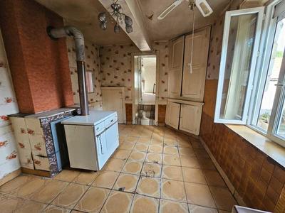 Maison - 86 m² - 4 pièces