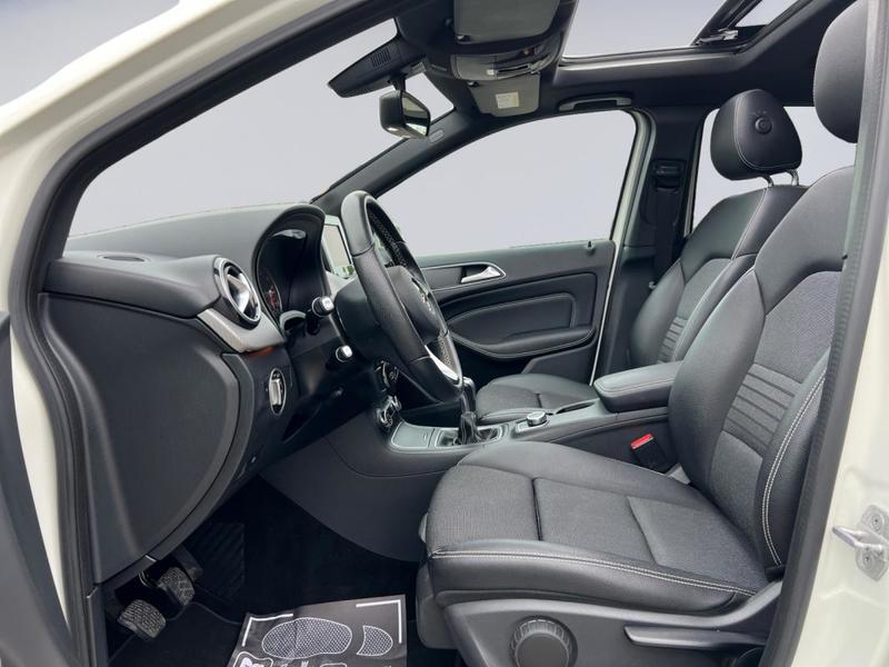 Mercedes Classe B II (2) 180 d Sensation