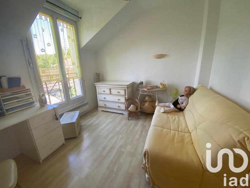 Maison - 99 m² - 5 pièces