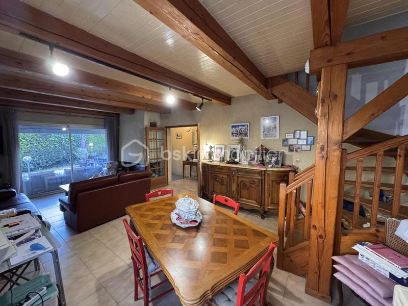 Maison - 110 m² - 5 pièces