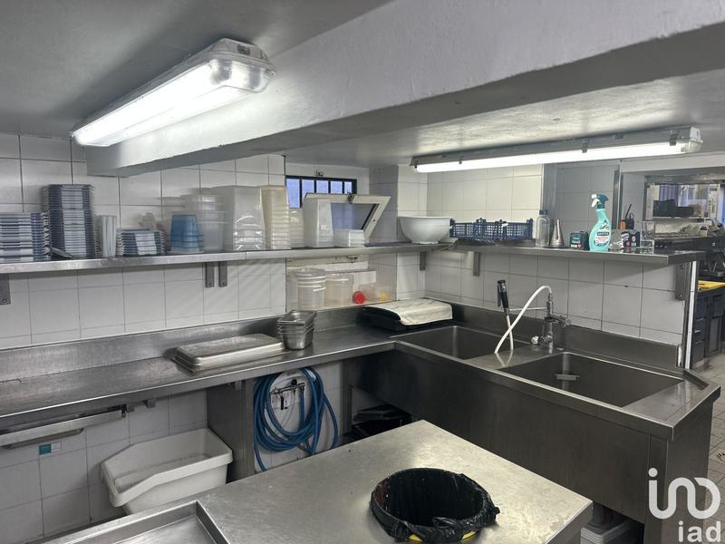 Local commercial - 222 m²