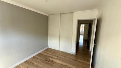 Appartement - 65 m² - 4 pièces