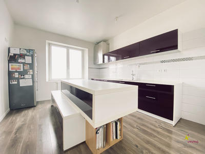 Appartement - 176 m² - 5 pièces