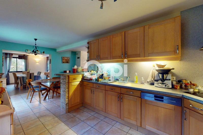 Maison - 146 m² - 6 pièces