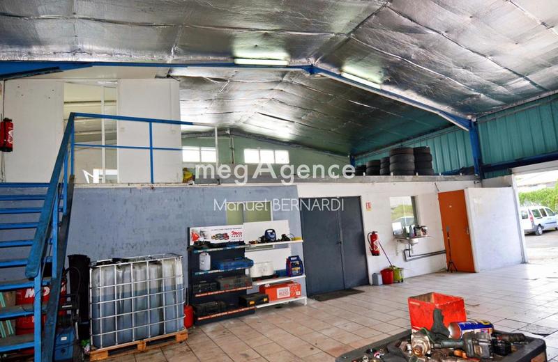 Fonds de commerce - 198 m²