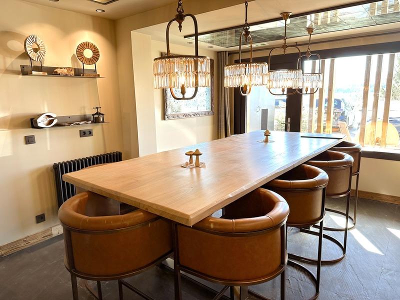 Local commercial - 238 m² - 4 pièces