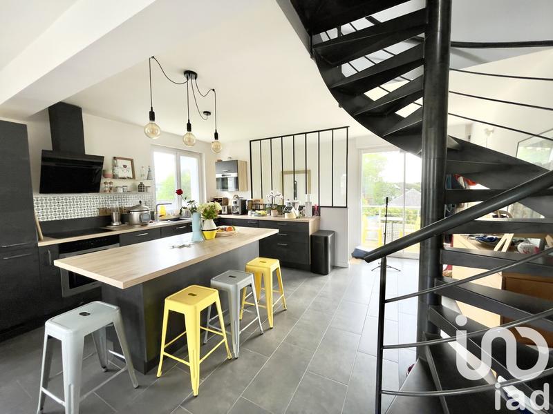 Duplex - 105 m² - 5 pièces