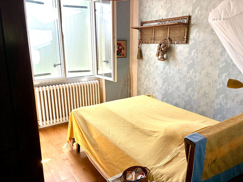 Maison - 218 m² - 6 pièces