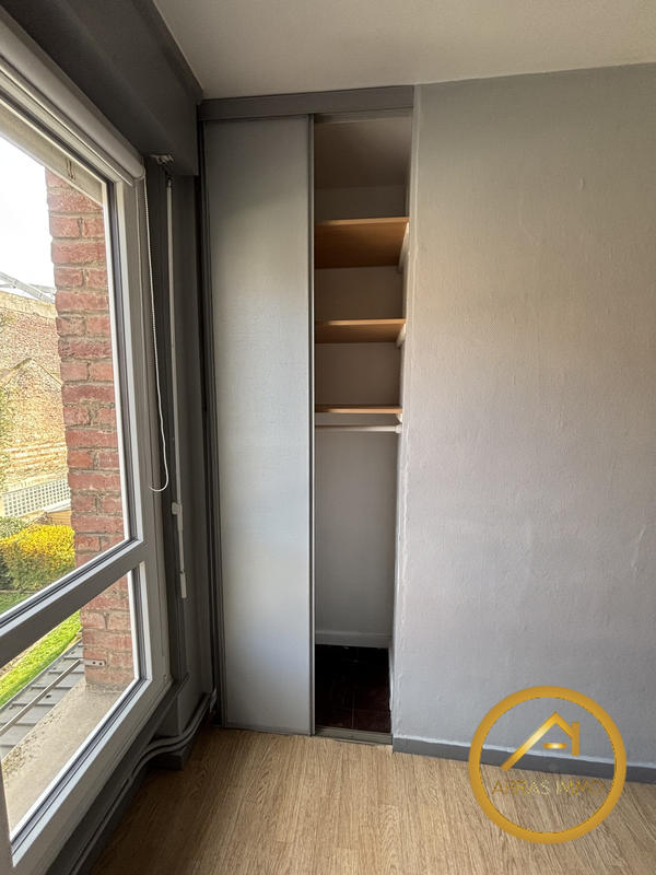 Appartement - 55 m² - 5 pièces