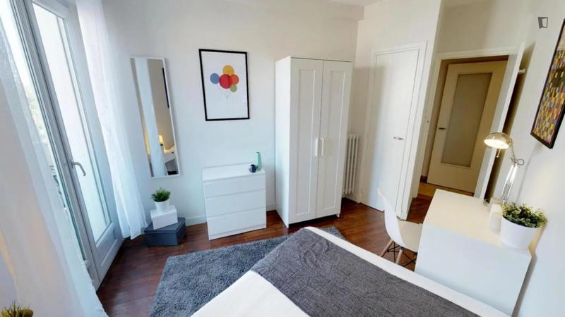 Chambre - 14 m² - 4 pièces