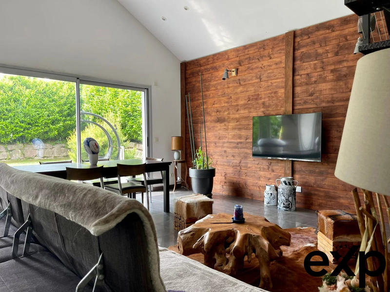 Maison - 157 m² - 6 pièces