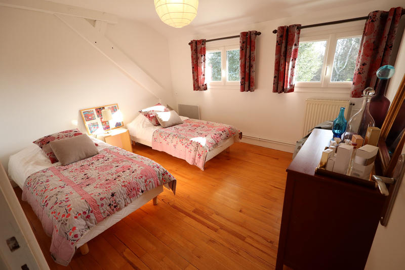 Maison - 104 m² - 4 pièces