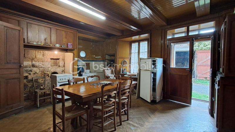 Corps de ferme - 190 m² - 8 pièces