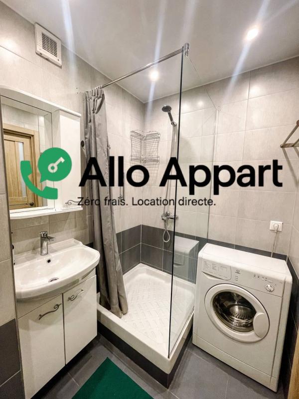 Studio - 30 m² - 1 pièce